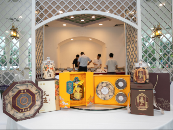 金牛在线 “广东三宝”入驻广州凯旋华美达大酒店！让海内外宾客体验岭南大地的馈赠