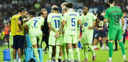 天猫配资 世体：巴萨将面临密集赛程挑战，弗里克仍需解决中卫组合问题